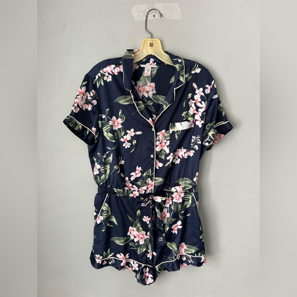 Victoria's Secret Navy Floral Pajama Set